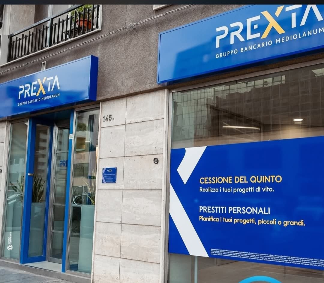 La sede Prexta di Via Giovanni Amendola 145/D a Bari con le insegne: cessione del quinto e prestiti personali